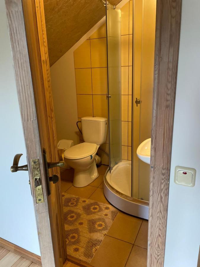 Pulkvedis Guest House Ventspils Bagian luar foto
