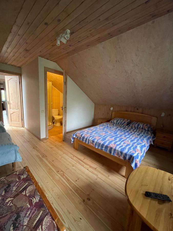 Pulkvedis Guest House Ventspils Bagian luar foto