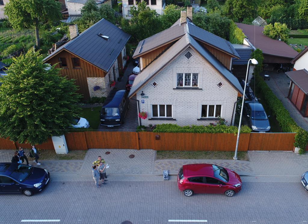 Pulkvedis Guest House Ventspils Bagian luar foto